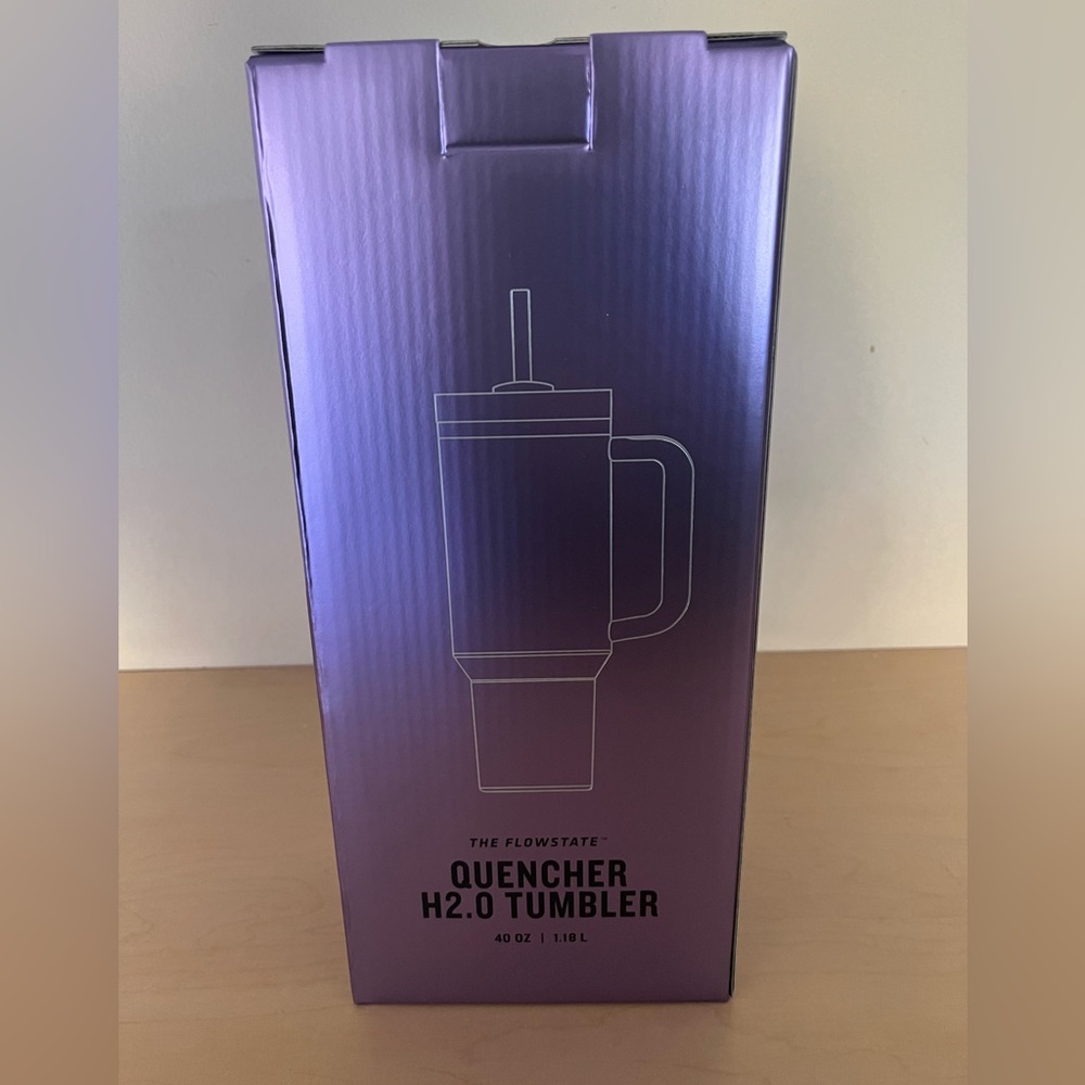 Stanley x Olivia Rodrigo Quencher H2.0 40OZ Purple FlowState Tumbler viral - Picture 8 of 10
